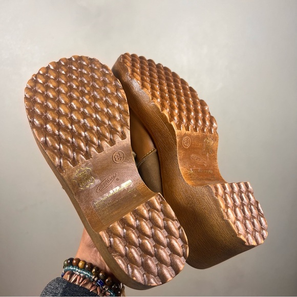 Vintage Lower East Side Brown Suede Leather Chunky Pathwork Heels - Picture 3 of 4